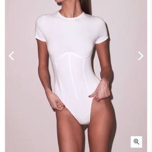 Organic Cotton T-Shirt Bodysuit like new never worn